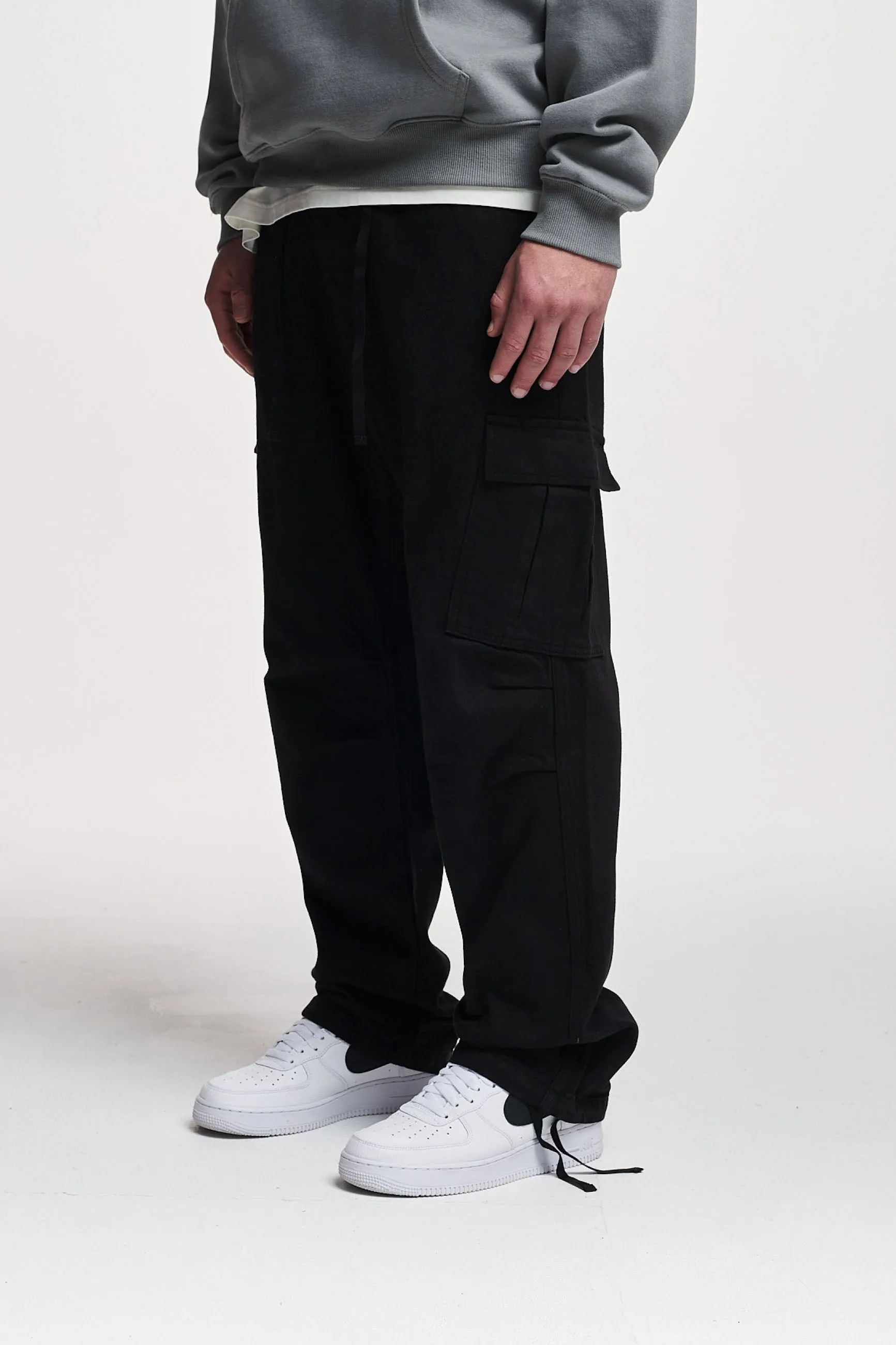 2Y Studios | LUNAS 2-POCKET CARGO PANTS | black