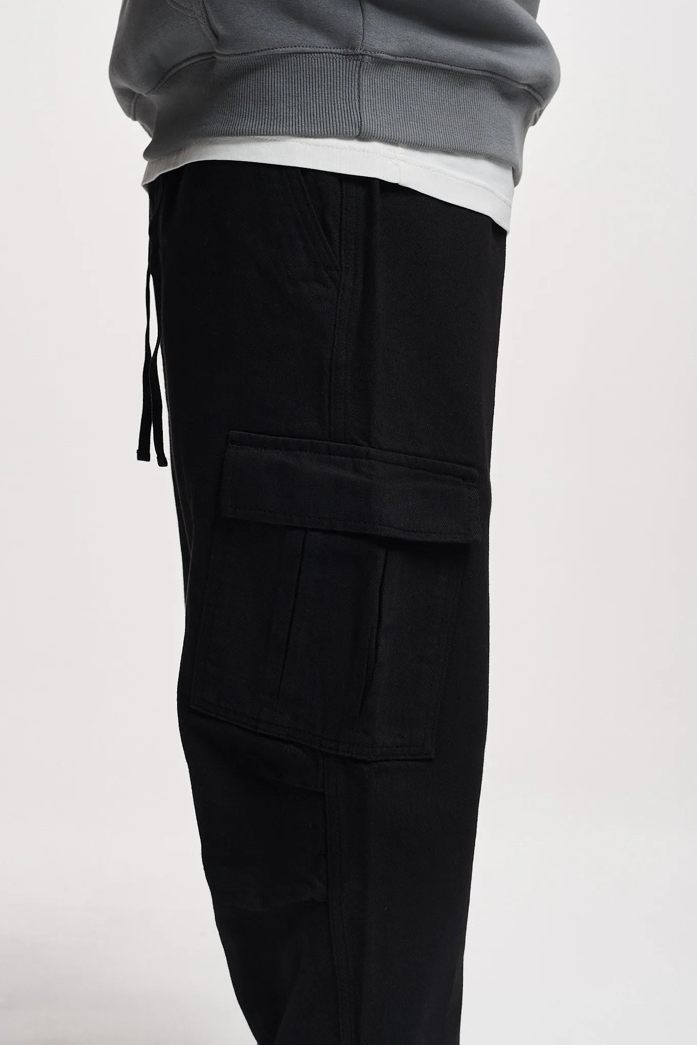 2Y Studios | LUNAS 2-POCKET CARGO PANTS | black