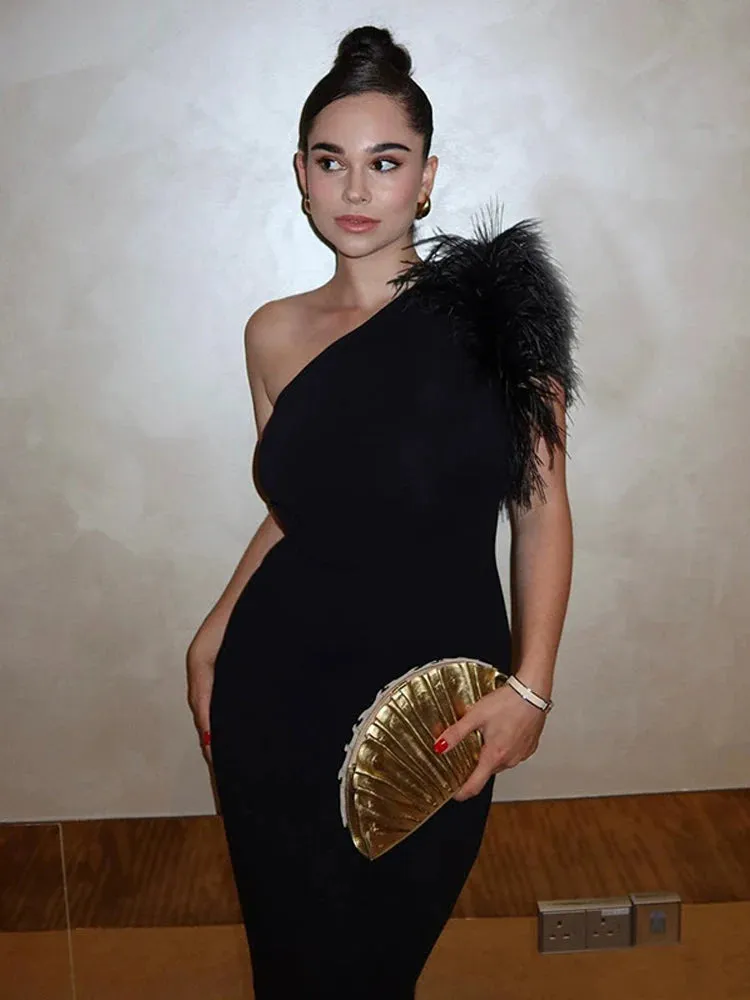 Amozae-Christmas Outfits New Year's Eve Dress Night Out Club Dresses cute winter outfits Dynasti One Shoulder Maxi Dress