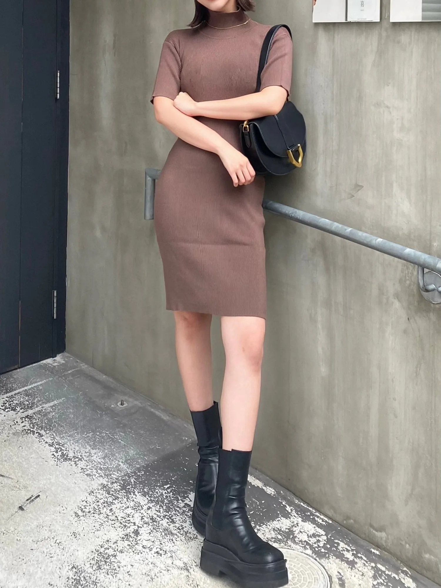 Back open knit dress