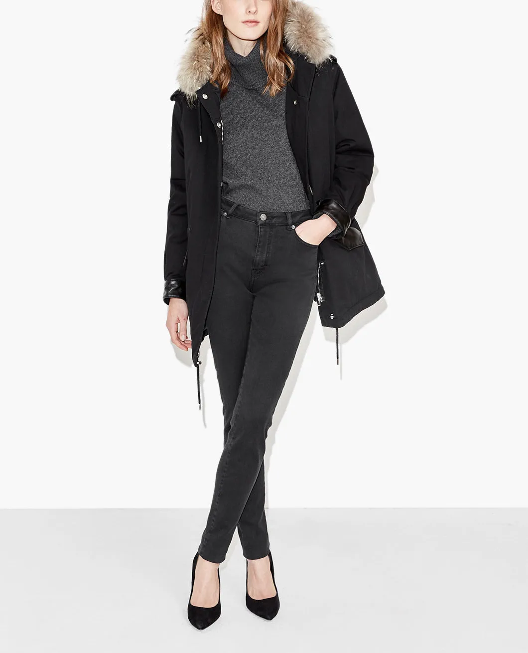 Parka à col fourrure et détails cuir