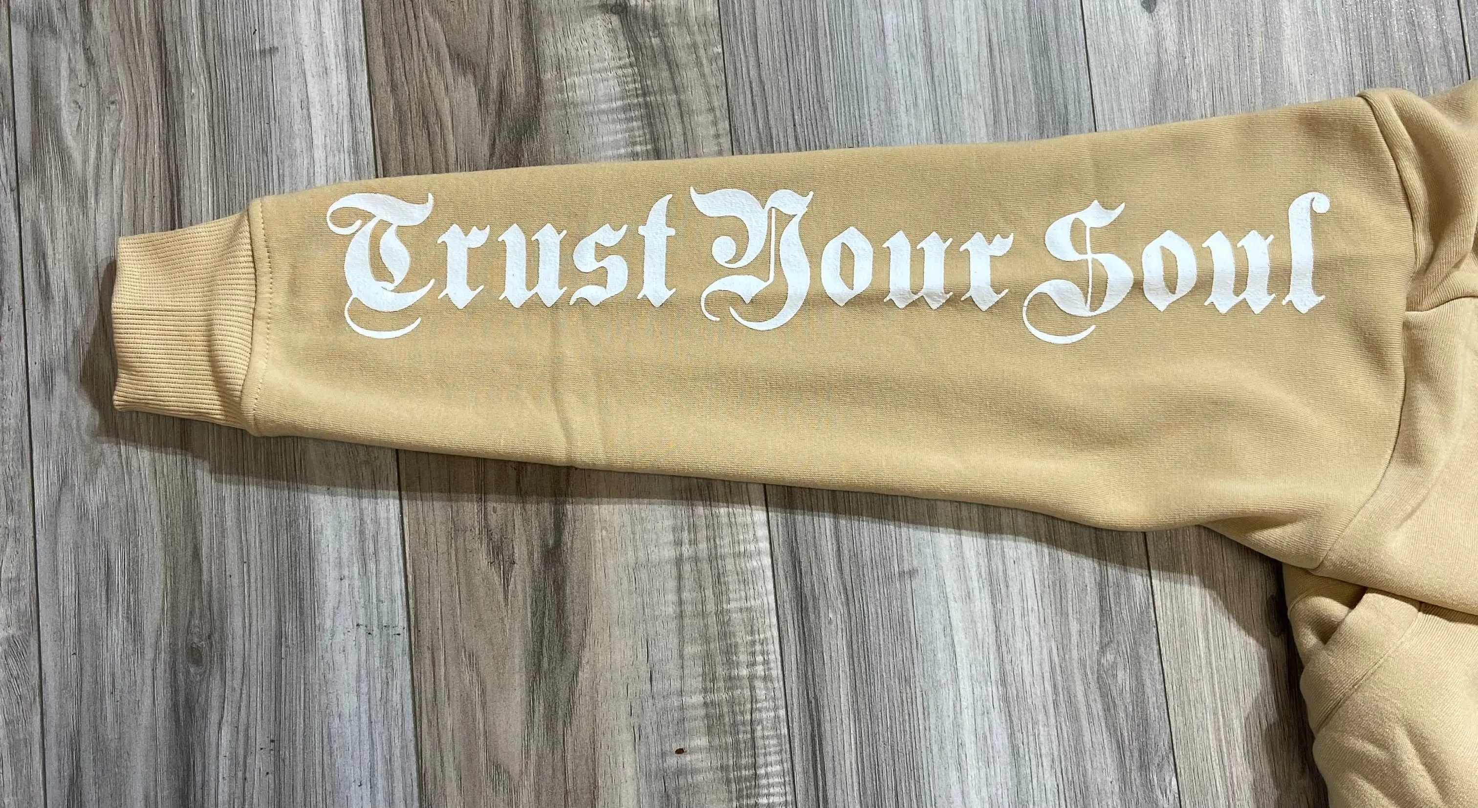 REDFOX "TRUST YOUR SOUL" FLEECE CROP JACKET W/ STACKED PANTS (KHAKI)