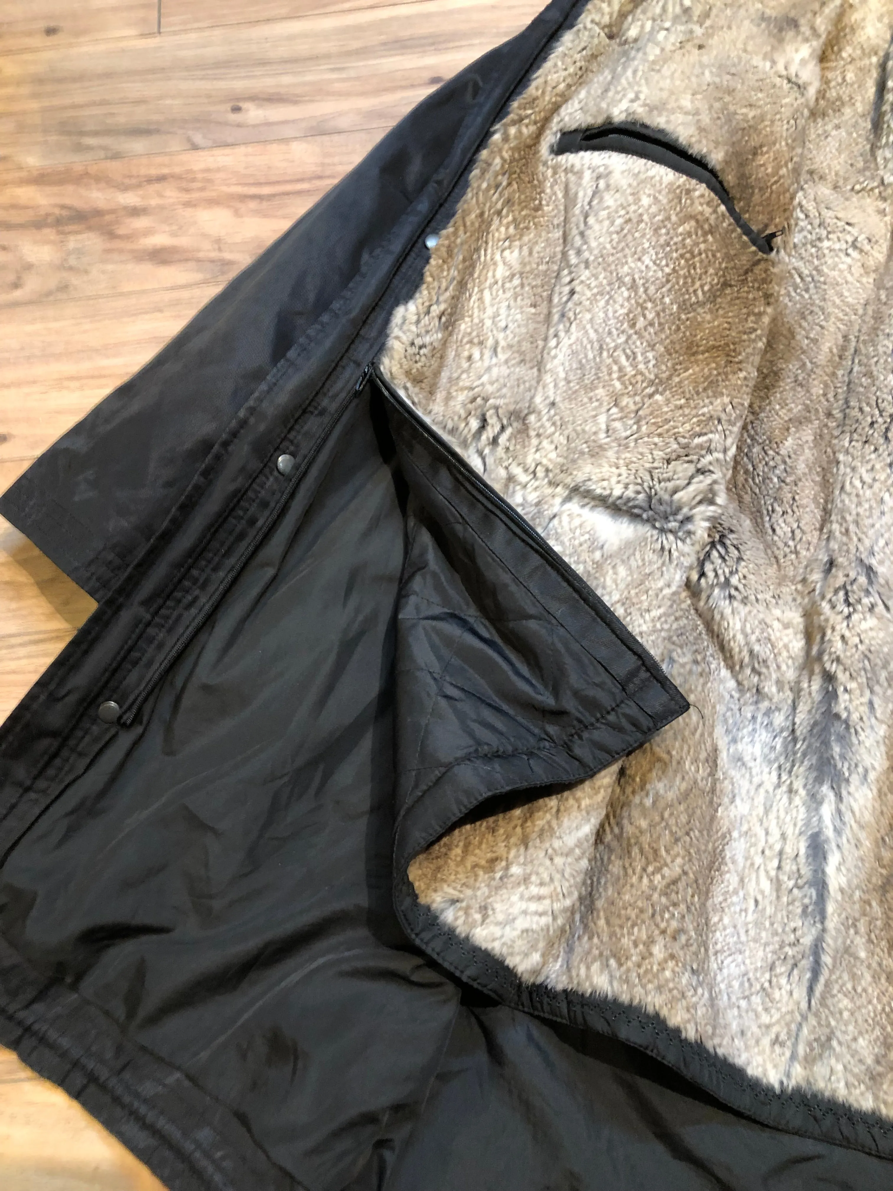 Shengleidun Black Fur Lined Fishtail Parka, Size 50