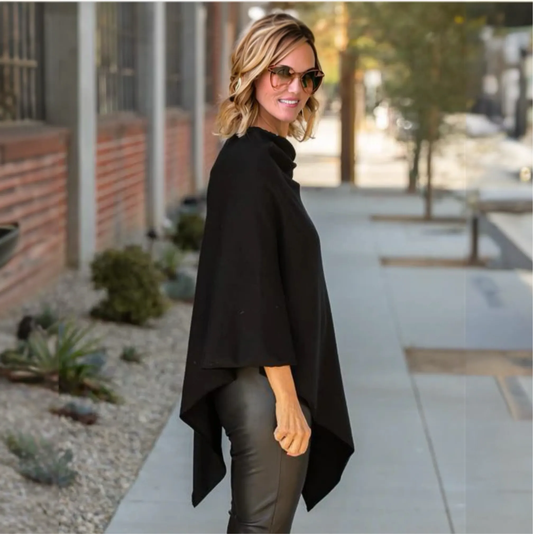 Women’s Pure Cashmere Oversized Julian Maya Poncho-More colours available
