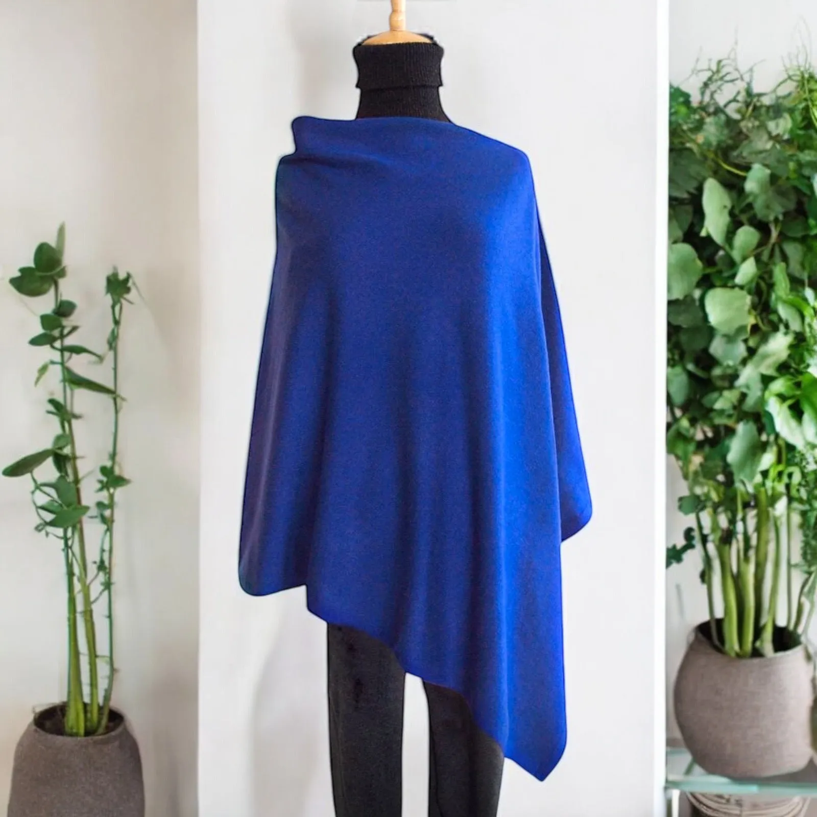 Women’s Pure Cashmere Oversized Julian Maya Poncho-More colours available